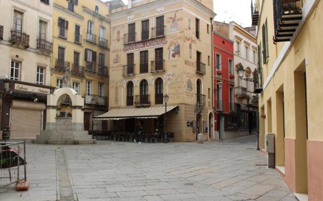 Via Cavour 19, Camere del Conte