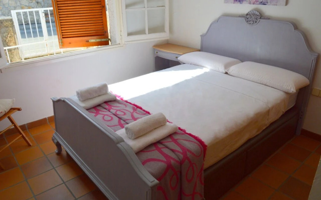 Blanca Paloma Holiday House