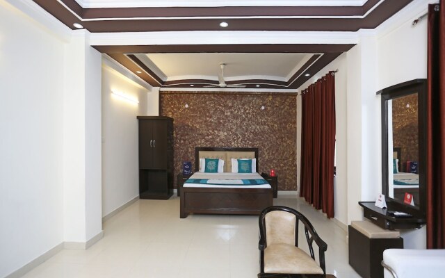 Hotel City Palace By OYO Rooms