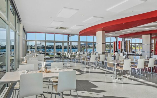 York Cove Hotel