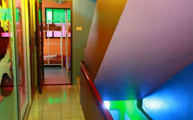 OYO 586 I Hostel Phuket