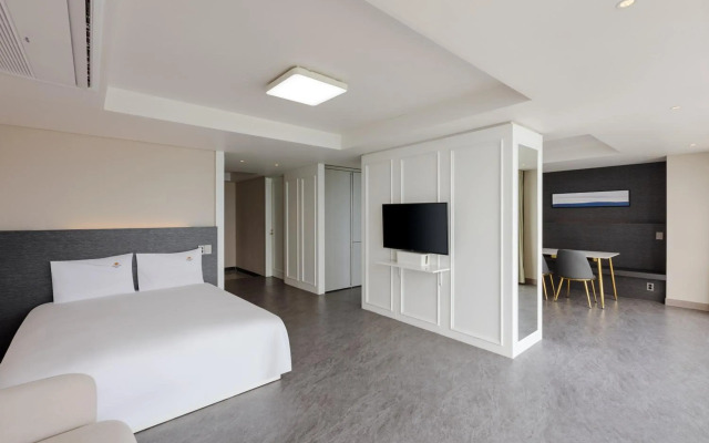 Suncloud Hotel