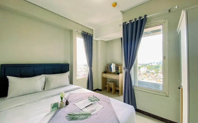 Good Designed and Homey 3BR Nifarro Park Apartment