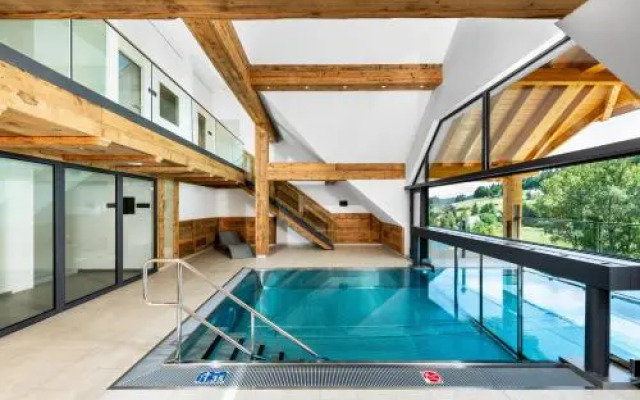 Schwarzenbach - Apartments & Rooftop Pool