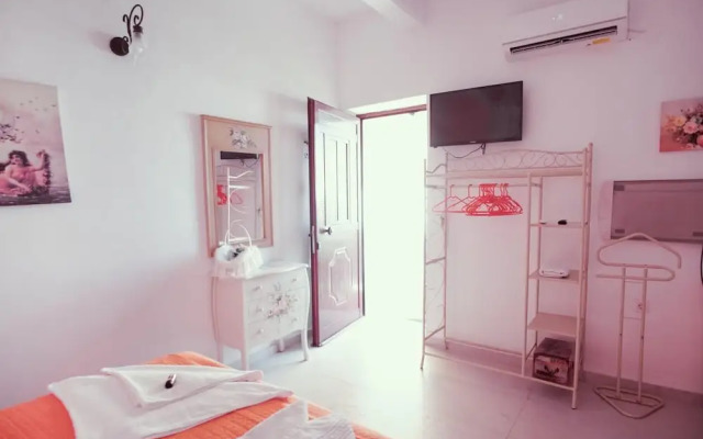 Studio Lefaki