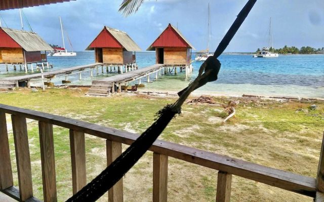 Private wood Cabins on San Blas island - private bathroom