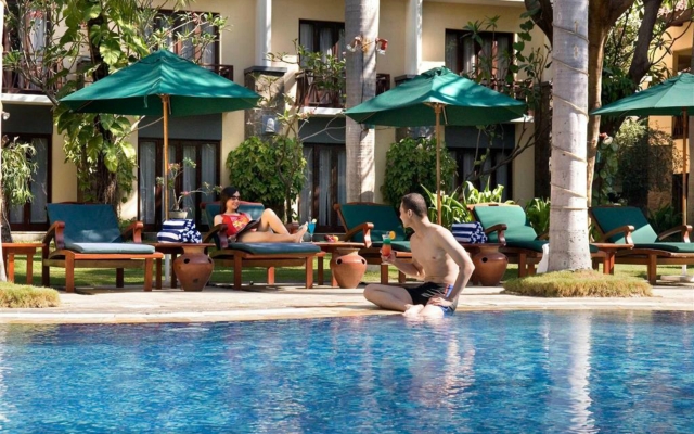 Novotel Surabaya - Hotel & Suites