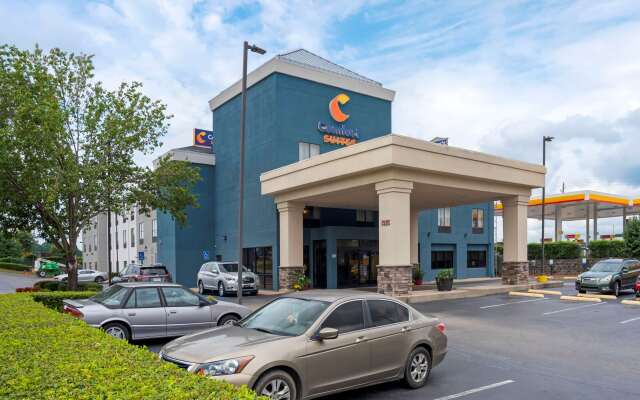 Comfort Suites Fultondale I-65 near I-22