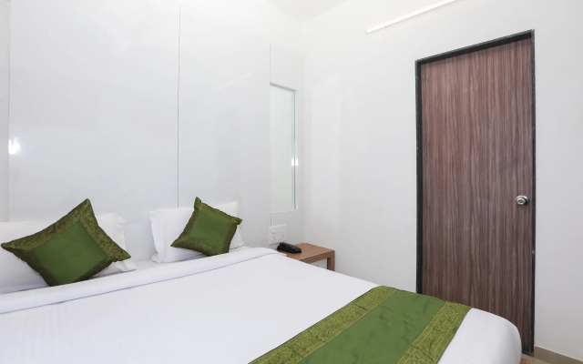 Treebo Sapphire Studio