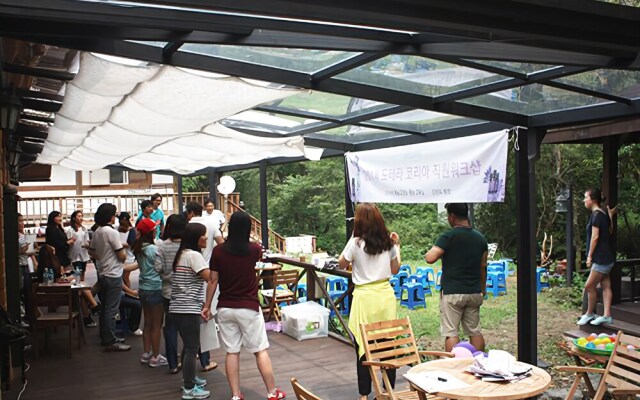 Hongcheon Hometown Spring Pension