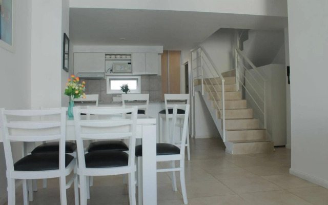 Laprida Suites