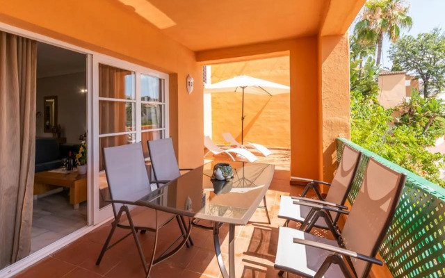 2 Habs Buena terraza con BBQ - WiFi, Piscina