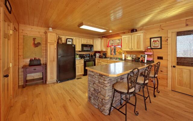 Moonshiners Legacy in Gatlinburg