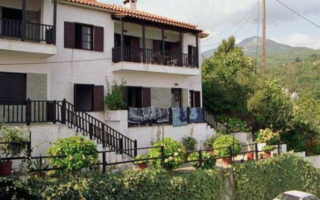 Panorama Studios & Apartments