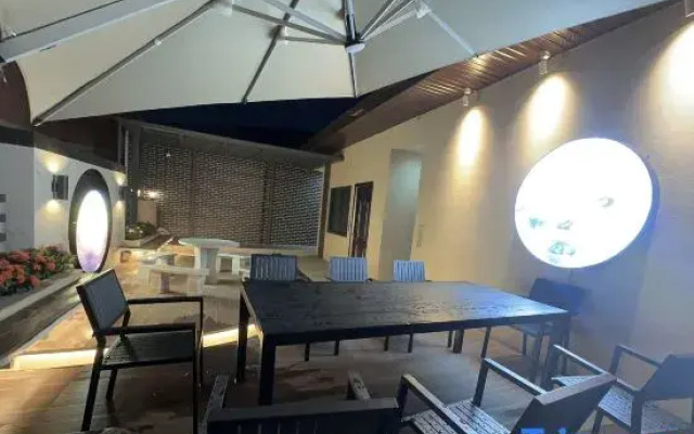 Qihaipan Homestay (Yintan)