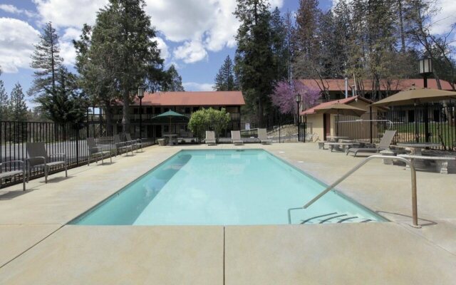 Yosemite Westgate Lodge