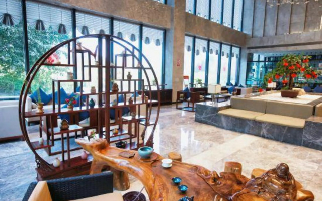 Guifeng Hotel Zhenfeng