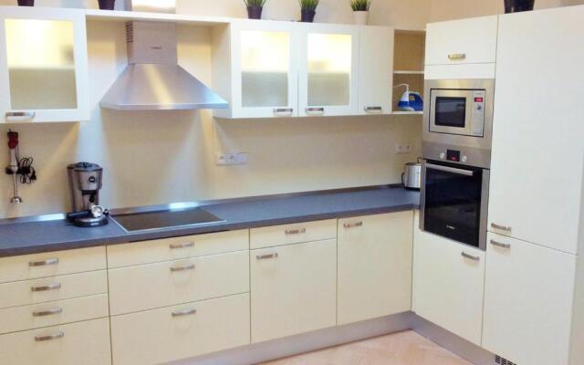 Selinor Old Town Apartments