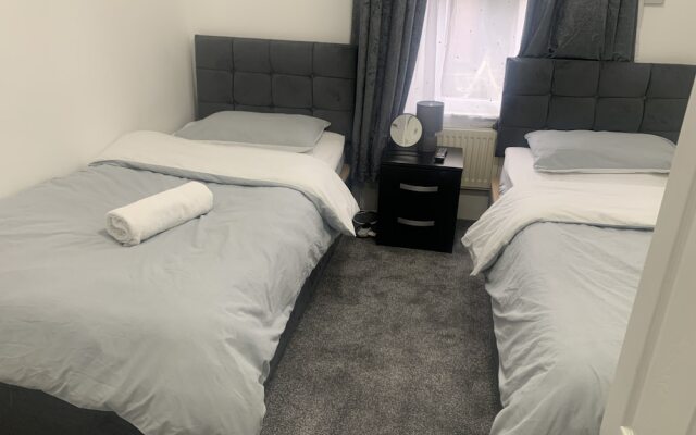 Modern 3bed Garden House in Croydon, London ,uk