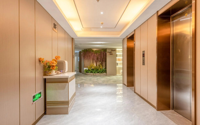 Calvin Hotel