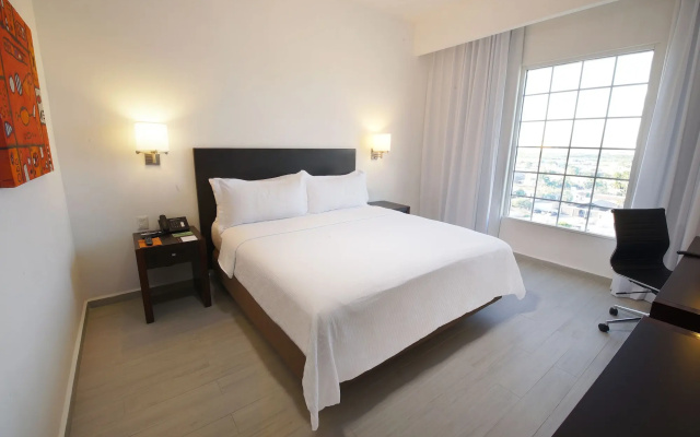 Fiesta Inn Express Ciudad Obregón