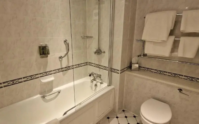 Macdonald Lochanhully Woodland Club