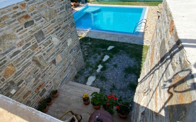 Villa Merry - Dalyan Stonehouse with Palmtrees, 50m to River