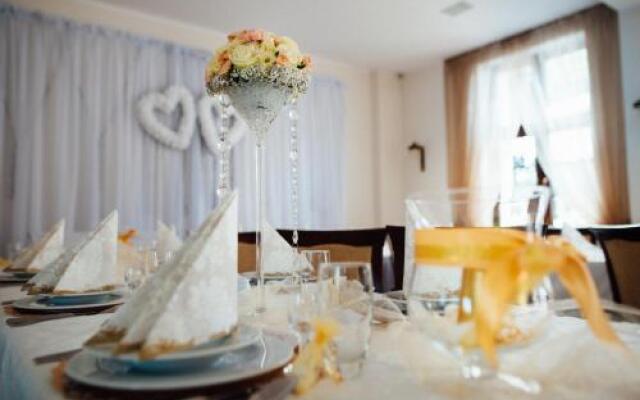 Hotel i Restauracja Swietoborzec