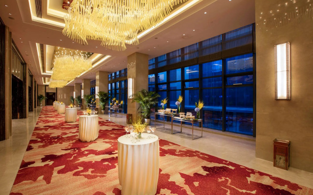 Hilton Wuhan Riverside