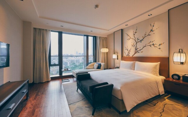 LJZ Supreme Tower Hotel