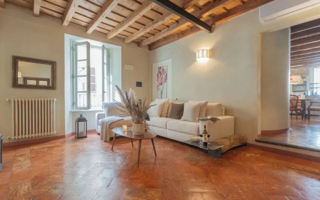 Pantero Apartment