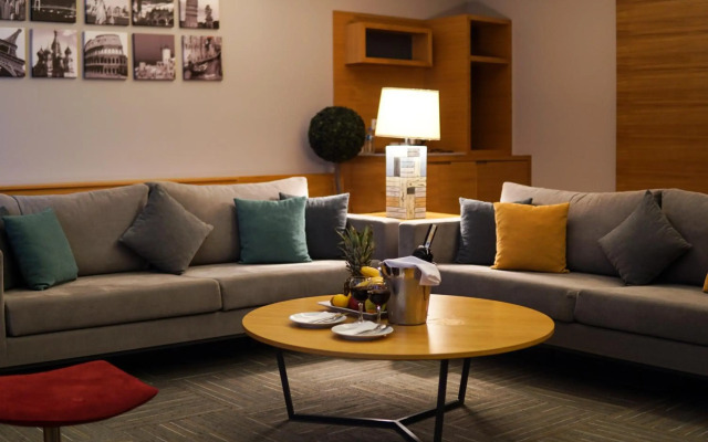 Yayoba Hotel
