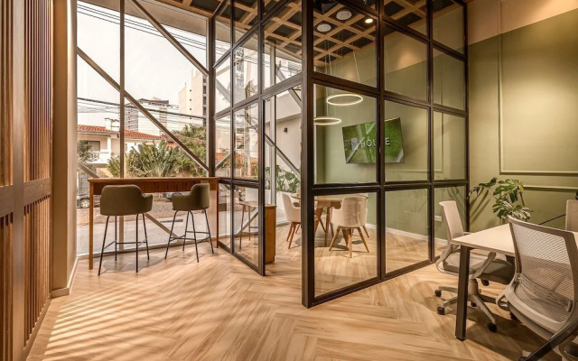 Houze Stay & Residences by AVA