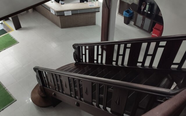 Hara Palace Hotel