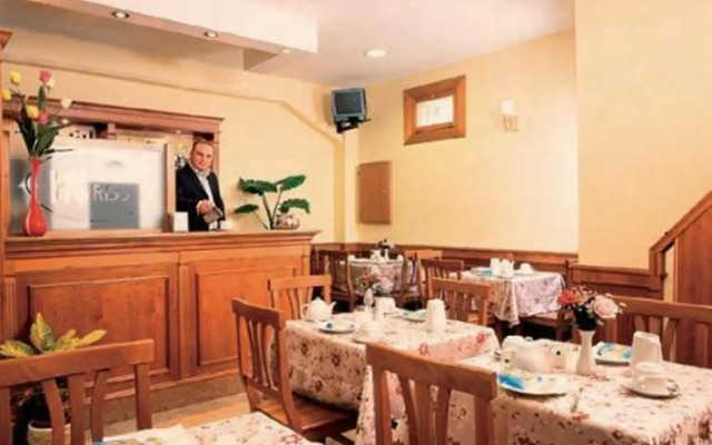 Hotel Kriss