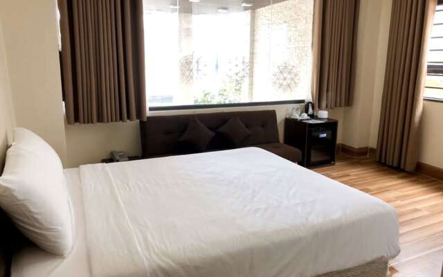 Yen Vang Hotel & Apartment