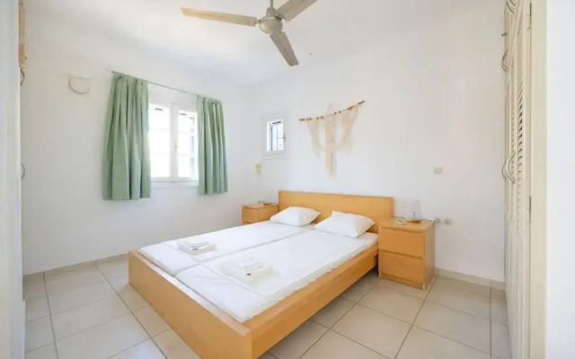 Villa Leilani 3 Bedroom Home by the Beach