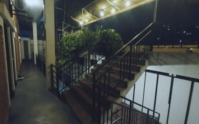 @548