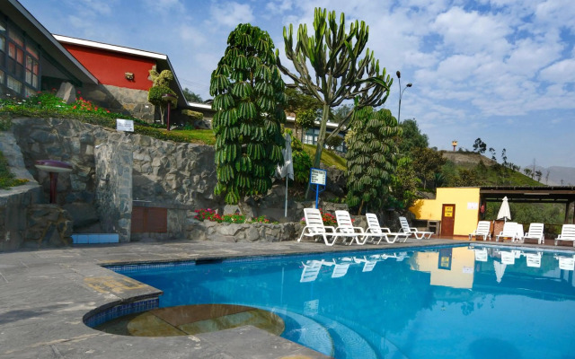 Decameron El Pueblo