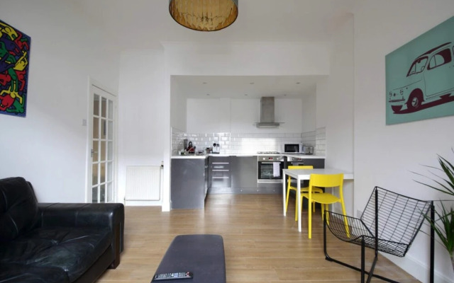 Modern Apartment in the Heart of Edinburgh