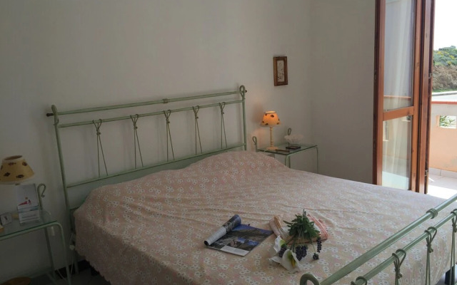 Casa Marta 4 Bedrooms Apartment in Stintino
