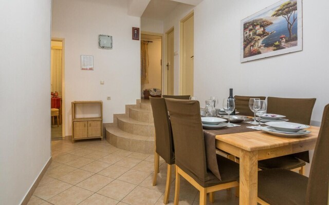 Awesome Home in Vir With Wifi and 5 Bedrooms