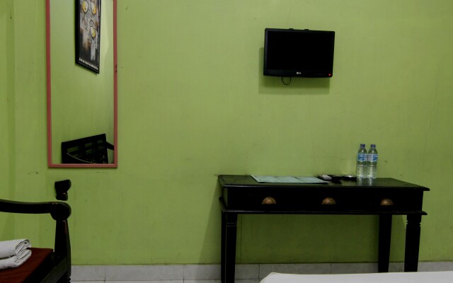 Hotel Popi Pondok Pisang