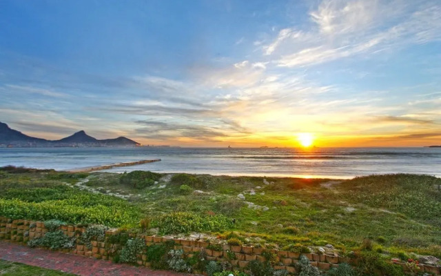 Leisure Bay 207