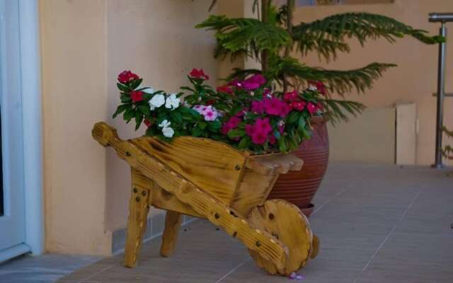 Decauville Hotel