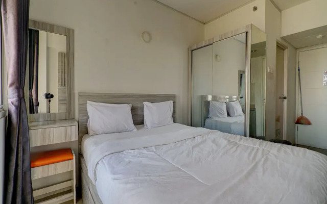 OYO Life 92889 Apartement Grand Sentraland Karawang By A.t Room