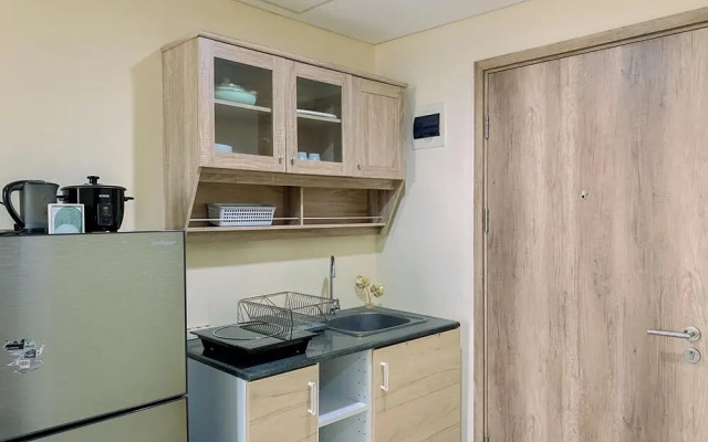 Good Place And Homey 1Br Apartment At Pejaten Park Residence