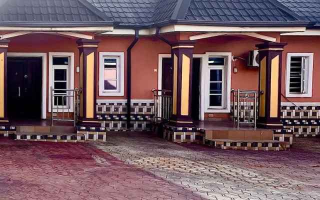 Mc Rica Hotel