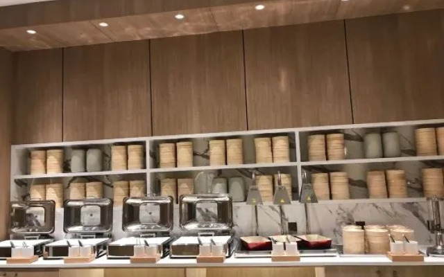 HanTing Premium Hotel (Shenyang Station Taiyuan Street Subway Station)