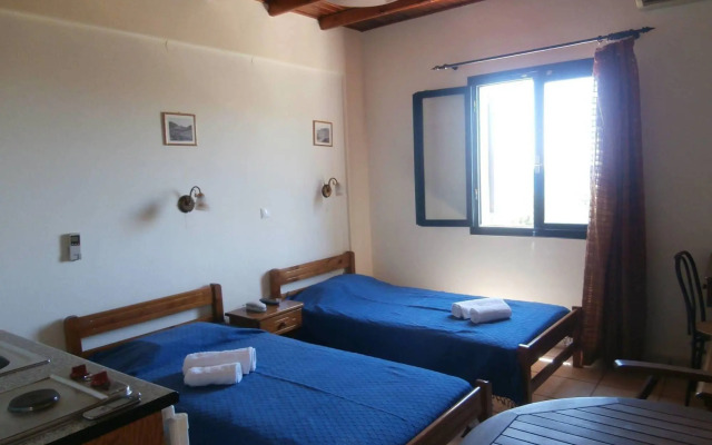 Glafki Studios & Apartments